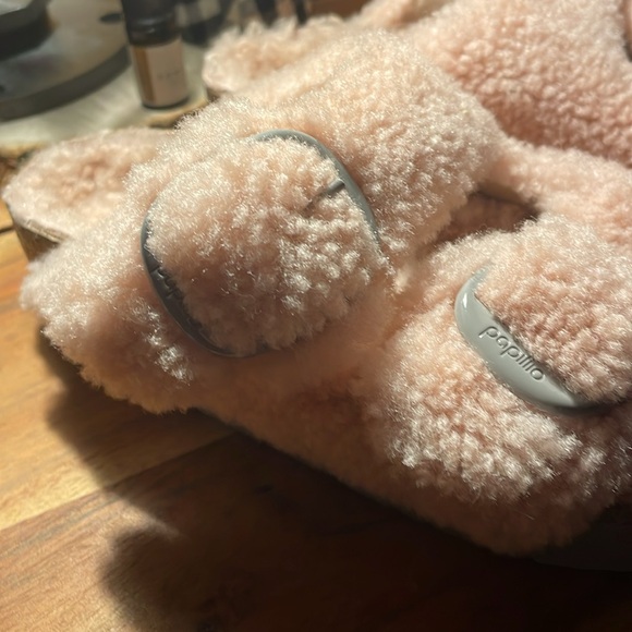 Birkenstock Papillio Soft Pink Shearling Sandals - Picture 3 of 8